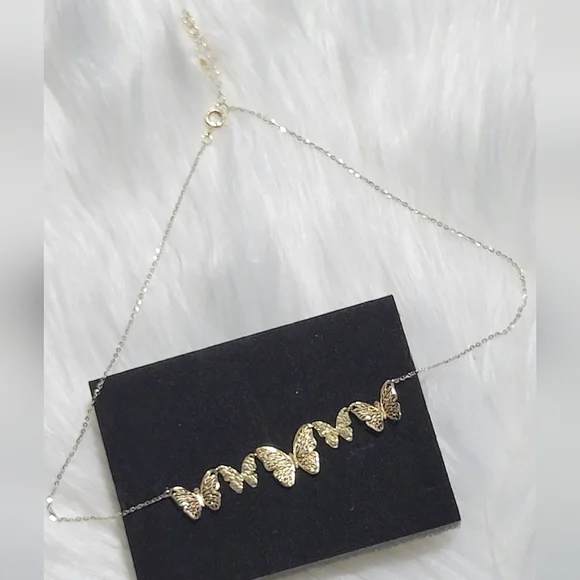 Japan Gold 18K Butterfly Necklace - Picture 2 of 10